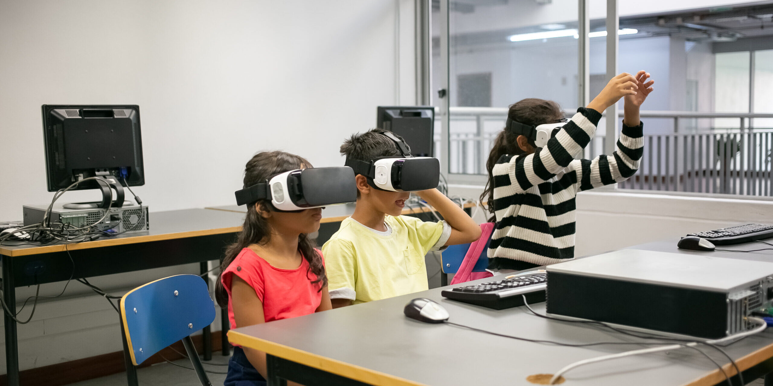 Realidad Virtual Y Aumentada: 7 Aplicaciones En La Educación